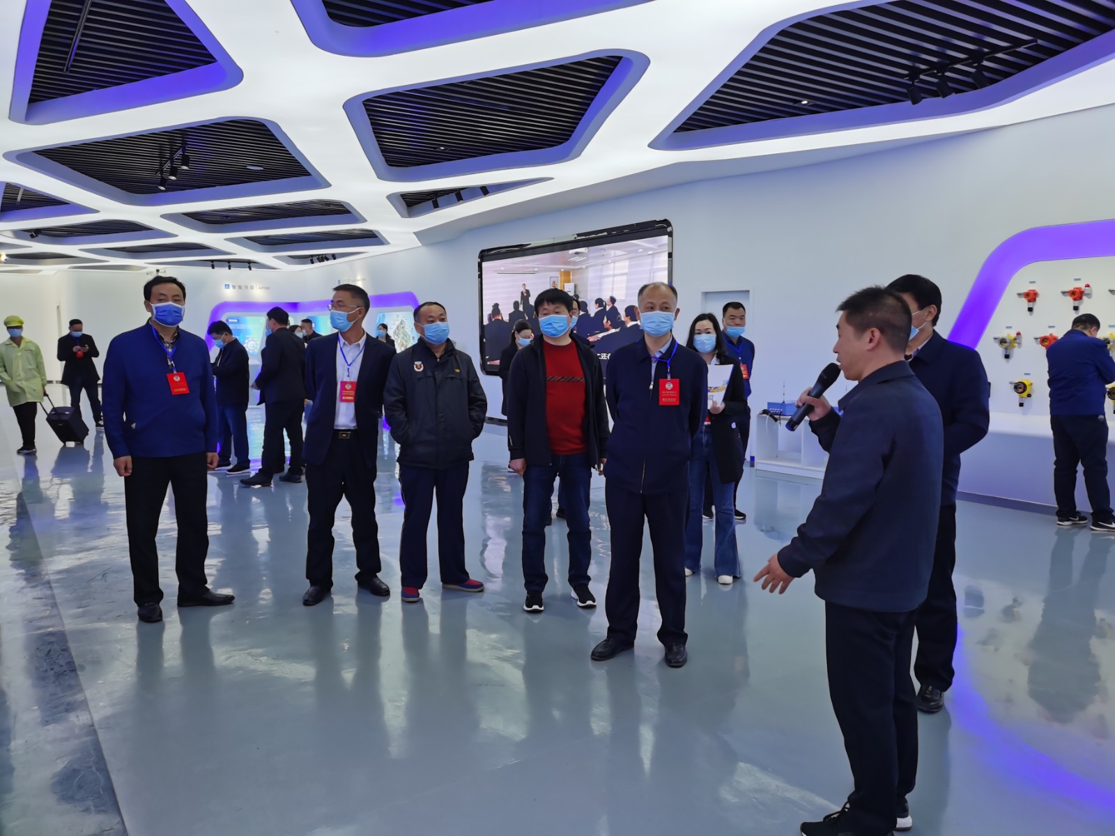 市政协主席寇永志带领政协视察团视察许昌驰诚发展建设情况